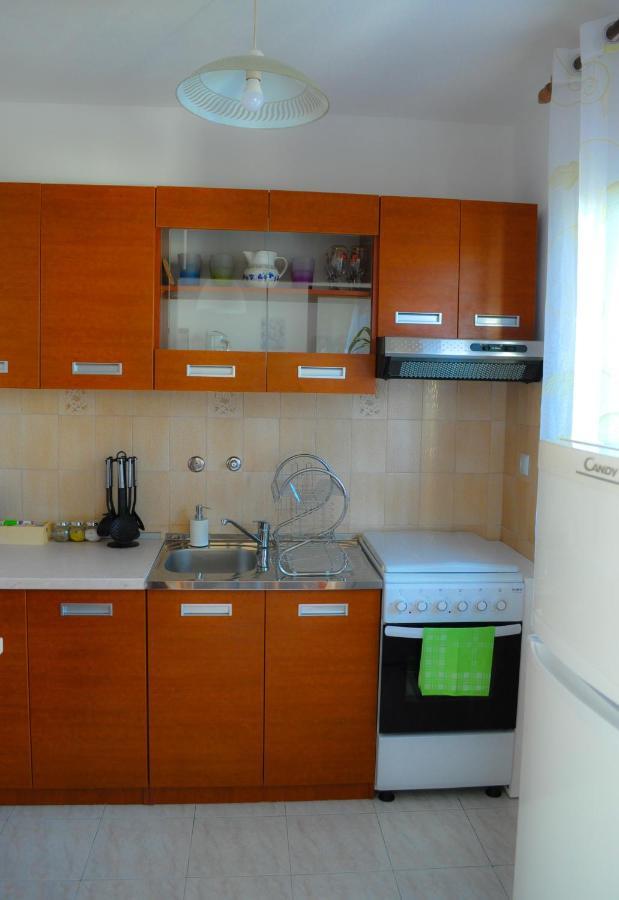 Apartman Anita Buzet Exterior foto